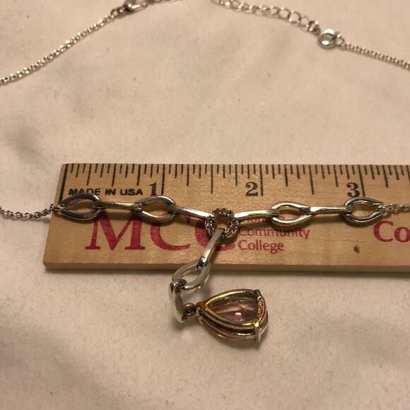 Avon Silvertone Y Necklace With Light Rose CZ Teardrop - Picture 11 of 12